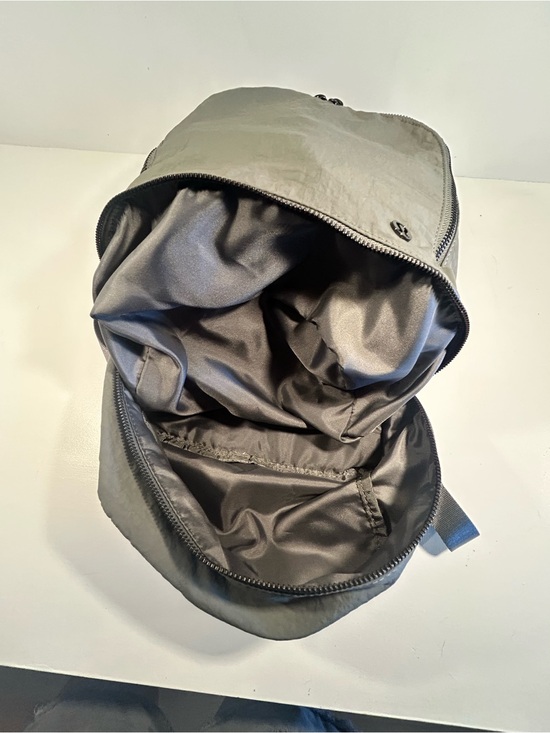 osprey backpack hydration bag Syncro 5 Pack (Coal Grey) What Our Gearhead Experts THE NORTH FACE STANDARD pid:121071 COLOR:VSLB